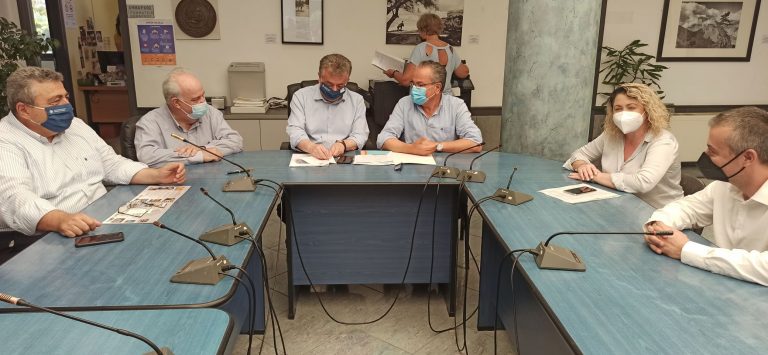 Κρήτη: Υπεγράφη η σύμβαση για το νέο πολυδύναμο ιατρείο στον Πλατανιά!