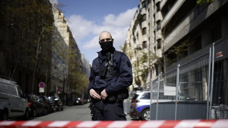 Γαλλία: Προς αυστηροποίηση οι ποινές κάθειρξης για δράστες εγκλημάτων κατά αστυνομικών