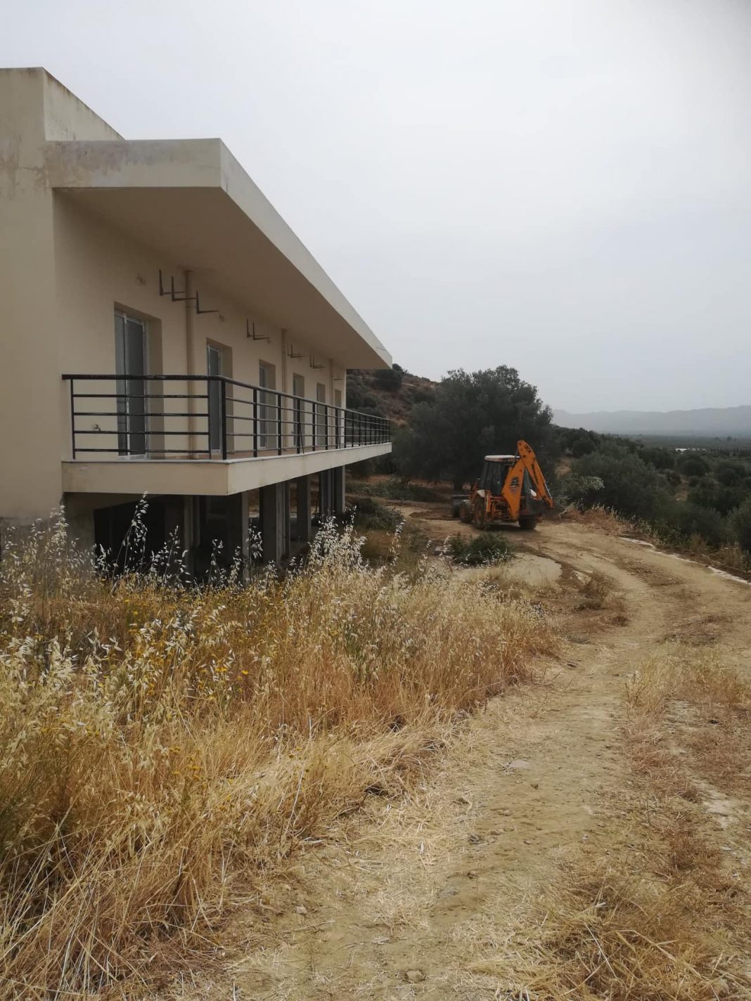 Ξεκίνησαν οι εργασίες αποπεράτωσης του αύλειου χώρου στο Κουκουράκειο Γηροκομείο