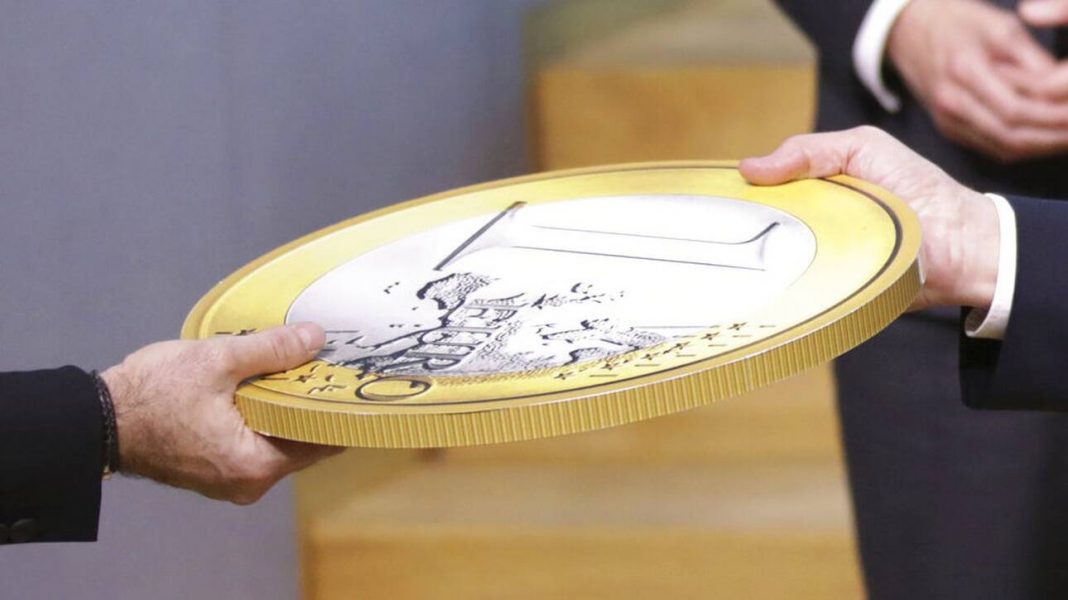 Ευρωβαρόμετρο: Ποιες χώρες στηρίζουν το ευρώ – Τι πιστεύουν οι Έλληνες