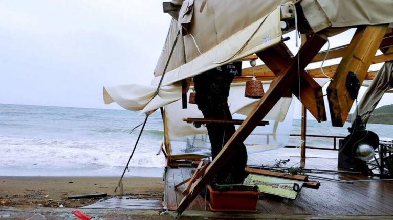 Βορειανατολικό Αιγαίο: Εκτεταμένες ζημιές από τα έντονα καιρικά φαινόμενα