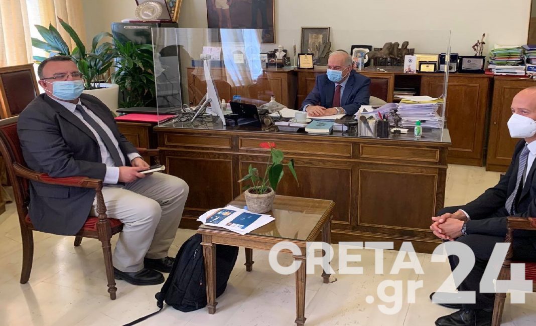 Με τον Αν. Αντιπρόσωπο της Ύπατης Αρμοστείας του ΟΗΕ συναντήθηκε ο δήμαρχος Ηρακλείου