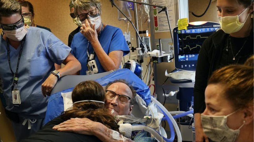 Μινεσότα: Υποδοχή ήρωα σε 58χρονο ασθενή COVID που βγήκε από την εντατική μετά από 81 ημέρες
