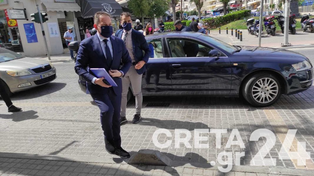 Μπαράζ συναντήσεων Στ. Πέτσα στην Κρήτη για το «Α. Τρίτσης» (εικόνες)