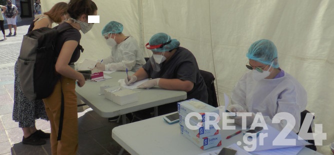 Κορωνοϊός: Σπεύδουν για rapid tests οι Κρητικοί (εικόνες)