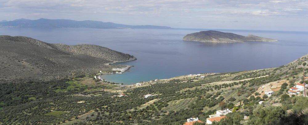 Κρήτη: Έκλεψαν τους ξύλινους διαδρόμους που οδηγούσαν στην παραλία