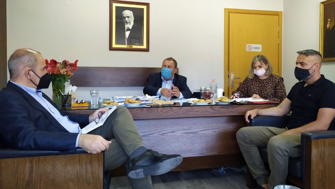 Κρήτη: Συνάντηση Β. Διγαλάκη με Δήμαρχο Κισσάμου για το νέο σχολικό συγκρότημα ΓΕΛ και ΕΠΑΛ