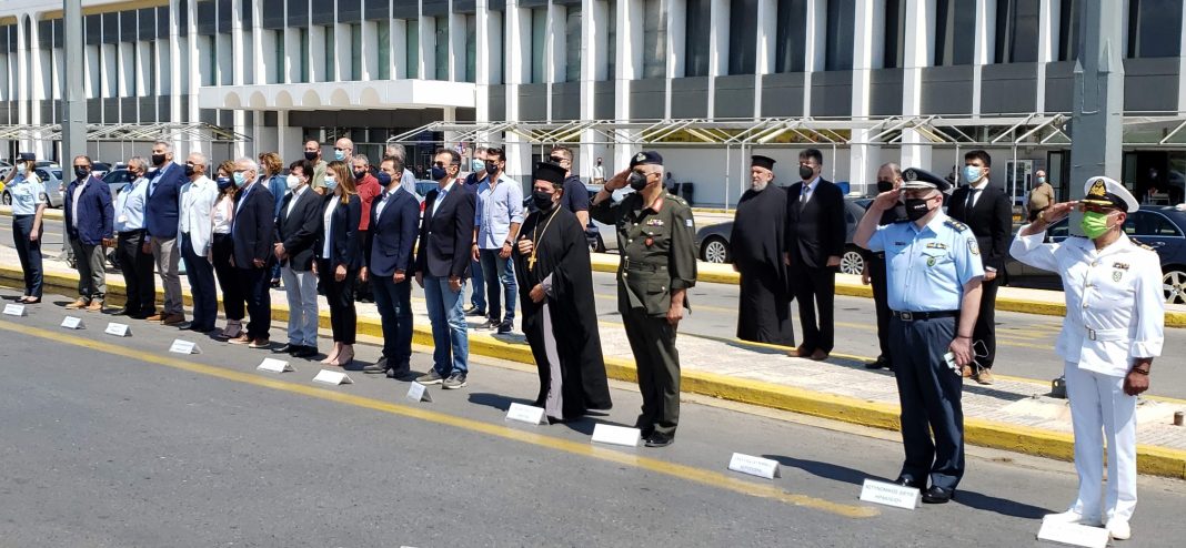 Tίμησαν τη μνήμη των Αντιστασιακών στο σαμποτάζ του αεροδρομίου Ηρακλείου
