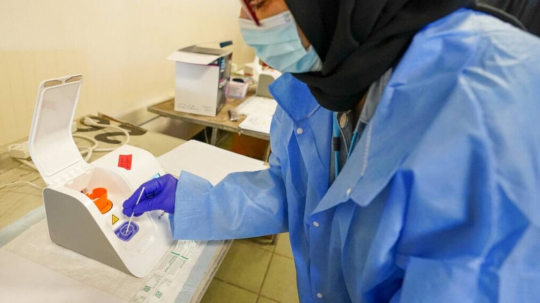Αμερικανική έκθεση: Ναι, είναι πιθανό ο κορωνοϊός διέρρευσε από εργαστήριο