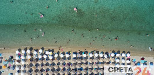 Απίστευτο: Δεν άφησαν παιδί να κάτσει σε ξαπλώστρα σε παραλία της Κρήτης