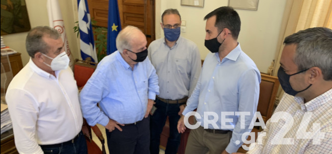 Με τον δήμαρχο Ηρακλείου ο Αλέξης Χαρίτσης