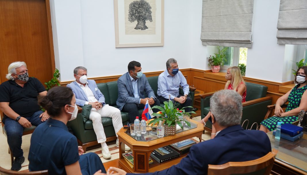 Συνάντηση Aρανουτάκη με την Υφυπουργό Τουρισμού της Σλοβακικής Δημοκρατίας