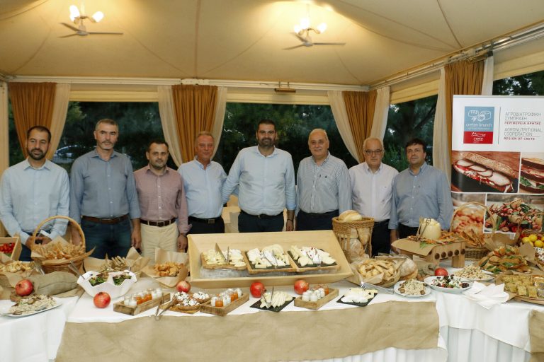 Μεγάλο ενδιαφέρον για το πιστοποιημένο Κρητικό δεκατιανό – Μπαίνει σε αρτοποιία, καφέ, επιχειρήσεις takeaway