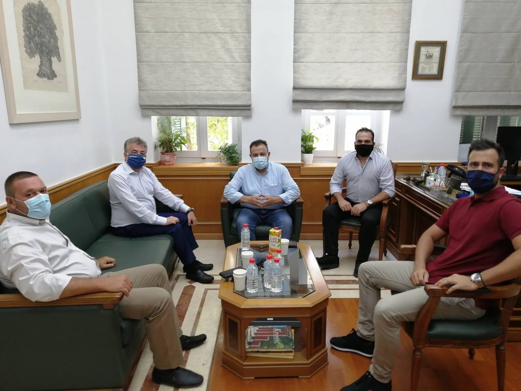 Με τον Περιφερειάρχη συναντήθηκαν εκπρόσωποι του Κινήματος Αλλαγής