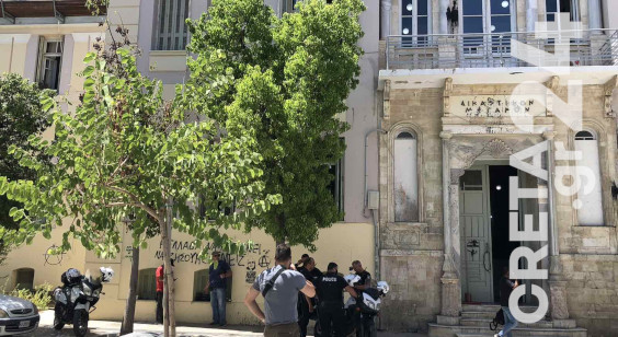 Ηράκλειο: Τη Δευτέρα απολογούνται οι κατηγορούμενοι για τους πυροβολισμούς στην ταβέρνα