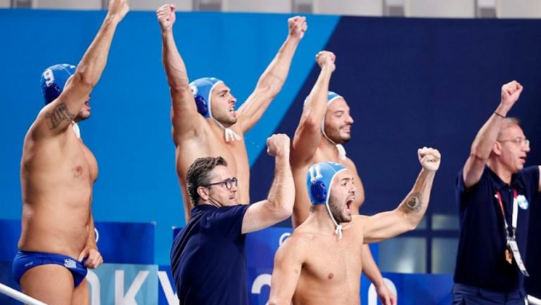 Μόνο χειροκρότημα για τους γίγαντες της Εθνικής πόλο-Πήραν το αργυρό