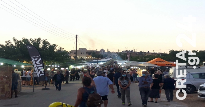 Αγία Μαρίνα: Πλήθος κόσμου στο μεγαλύτερο πανηγύρι της Κρήτης (εικόνες)
