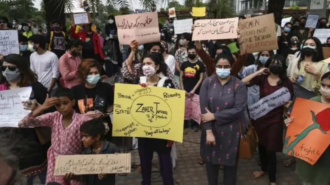 Οργή στο Πακιστάν μετά την αποτρόπαια δολοφονία της κόρης ενός διπλωμάτη