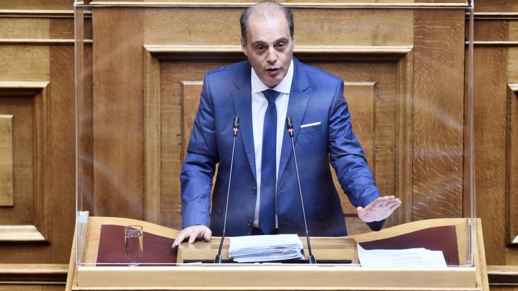 Κ. Βελόπουλος: Μεγάλο παραμύθι η παραγωγή ενέργειας με ανεμογεννήτριες