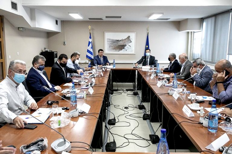 Σε σύσκεψη για την πολιτική προστασία και τη διαχείριση κρίσεων με τον ευρωπαίο επίτροπο ο Περιφερειάρχης Κρήτης