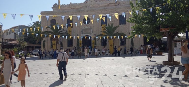 Το Ηράκλειο τίμησε τον Άγιο Τίτο και  τη μνήμη των σφαγιασθέντων της 25ης Αυγούστου