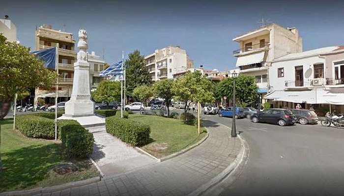 «Ο Καραγκιόζης νύφη» από το Θέατρο Μορφές στην Πλατεία Αγίου Νικολάου