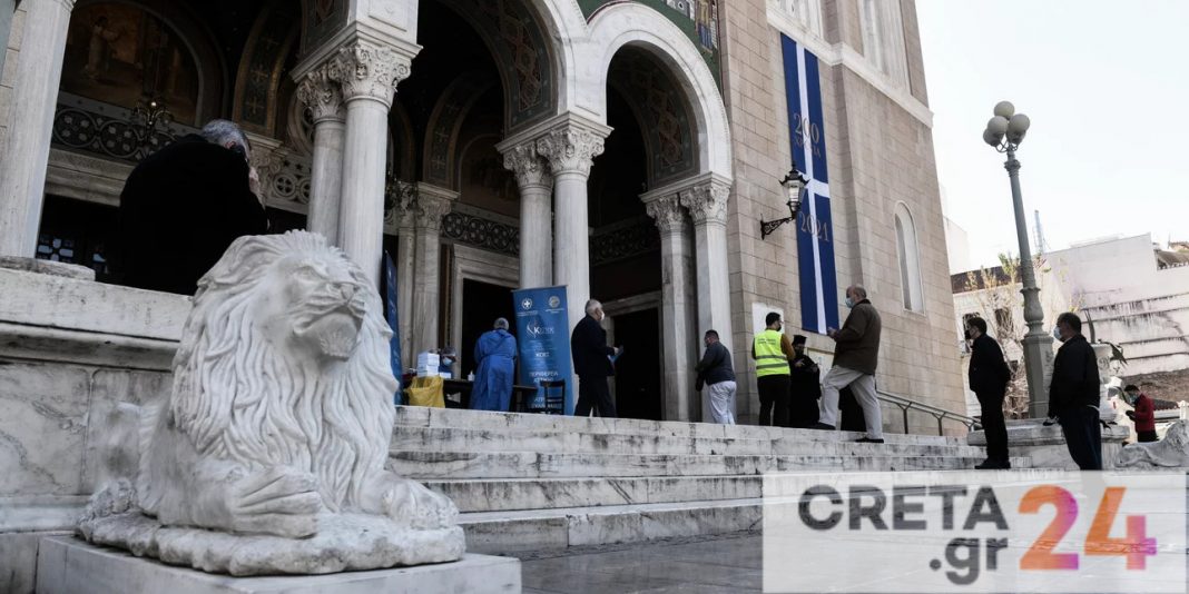 Εμβολιασμοί έξω από ιερούς ναούς