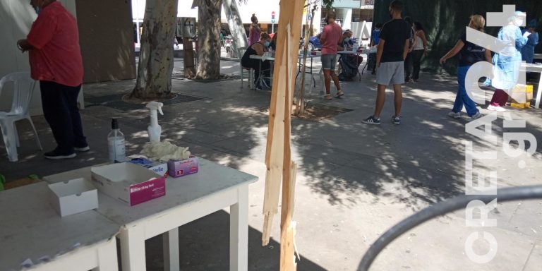 Ηράκλειο: Βανδάλισαν το σταθερό σημείο του ΕΟΔΥ (εικόνες)