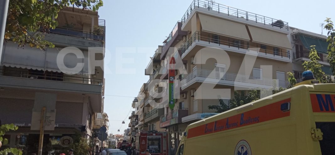 Ηράκλειο: Φωτιά σε διαμέρισμα – Στο νοσοκομείο μια γυναίκα