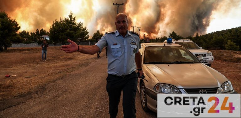 Φωτιά – Ανεξέλεγκτη η κατάσταση: Έκλεισε η Εθνική Οδός Αθηνών – Λαμίας