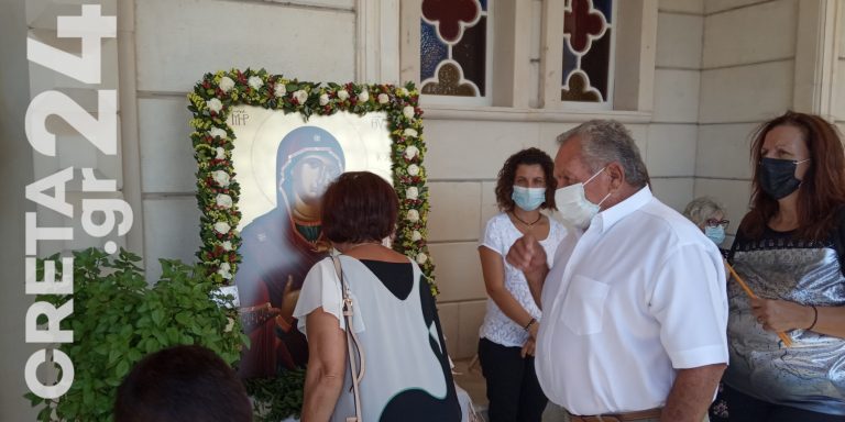 Tο Ηράκλειο γιορτάζει την Κοίμηση της Θεοτόκου – Αυστηρά μέτρα στις εκκλησίες (εικόνες)