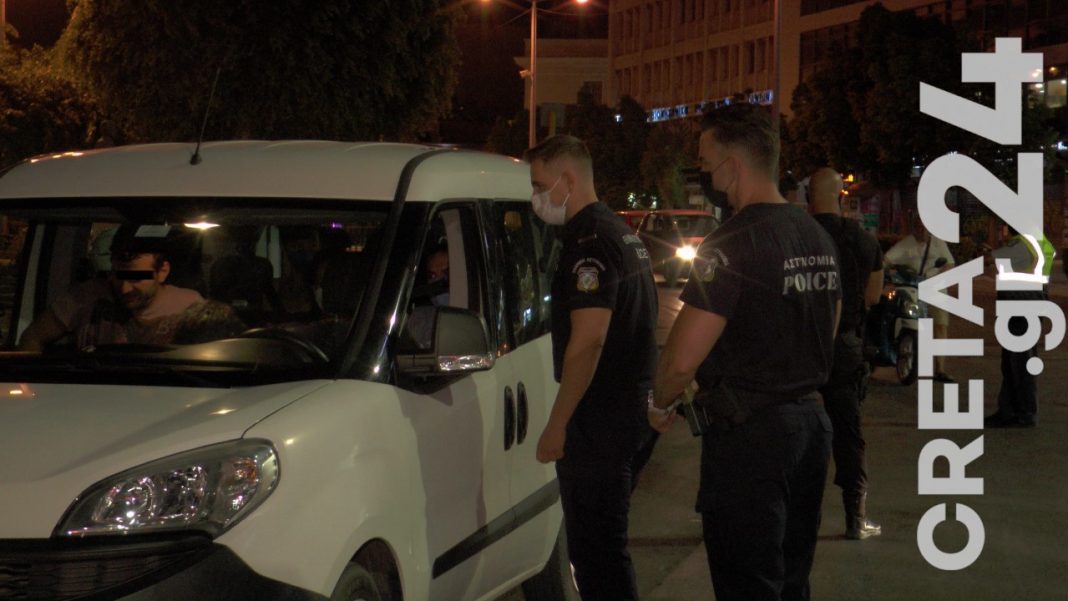 Κορωνοϊός: Εντατικοί έλεγχοι της Αστυνομίας στον «κόκκινο» νομό της Κρήτης (εικόνες)
