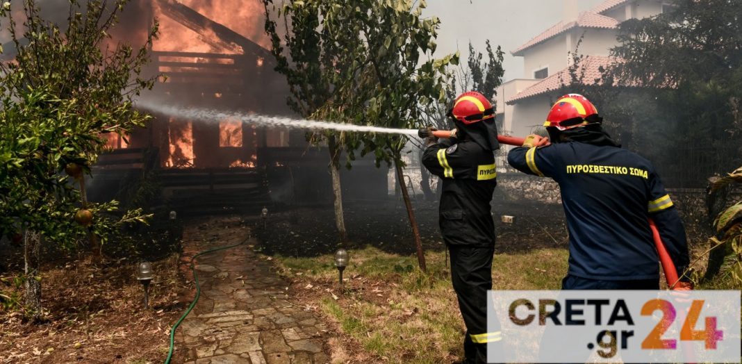Φωτιά Αττική: Μεγάλη αναζωπύρωση στη Μαλακάσα