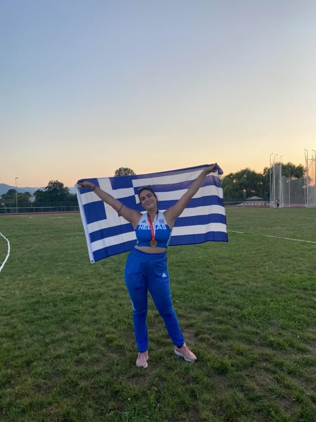 Το χρυσό κορίτσι του ΟΦΗ, που σήκωσε ψηλά την Ελληνική σημαία στο Βαλκανικό