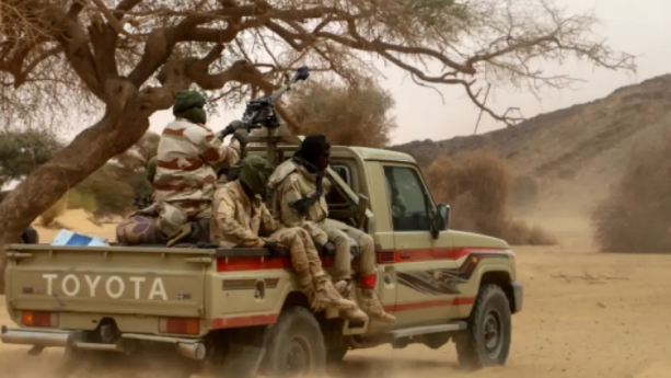 Νίγηρας: 15 στρατιωτικοί νεκροί, 6 αγνοούμενοι σε «τρομοκρατική» ενέργεια