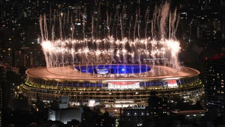 Τελετή λήξης των Ολυμπιακών αγώνων-H σκυτάλη στο Παρίσι