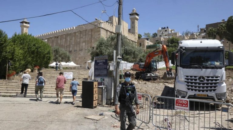 Δυτική Όχθη: Τουλάχιστον τέσσερις Παλαιστίνιοι νεκροί σε συγκρούσεις με δυνάμεις του Ισραήλ