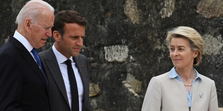 Η απάντηση της ΕΕ στην AUKUS: Επιταχύνει τον ευρωστρατό -Τι σχεδιάζουν Μακρόν, Φον ντερ Λάιεν, Μπορέλ