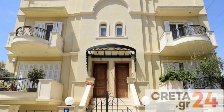 Γλυκά Νερά: Σε κατάσταση σοκ ο ενοικιαστής της μεζονέτας – Τι εκμυστηρεύτηκε σε γειτόνισσα