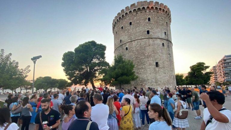 Νέα συγκέντρωση αντιεμβολιαστών στον Λευκό Πύργο