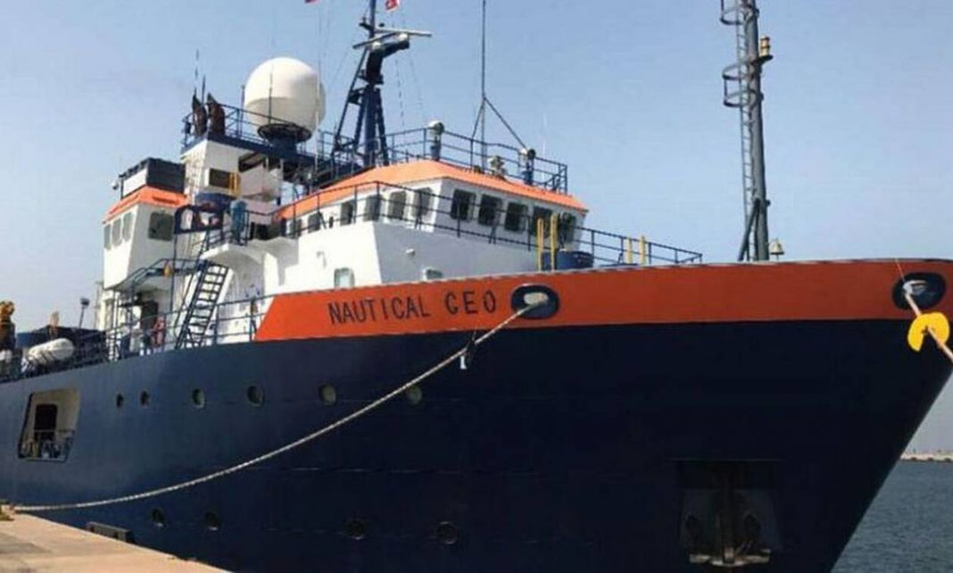 Στο Ηράκλειο για προμήθειες το Nautical Geο – Συνεχίζει τις έρευνες