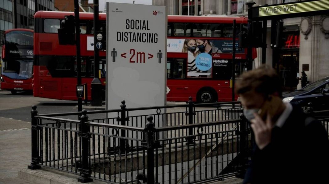 Συναγερμός στη Βρετανία: Αύξηση κρουσμάτων κορωνοϊού εν μέσω ανησυχιών για την παραλλαγή «Κράκεν»