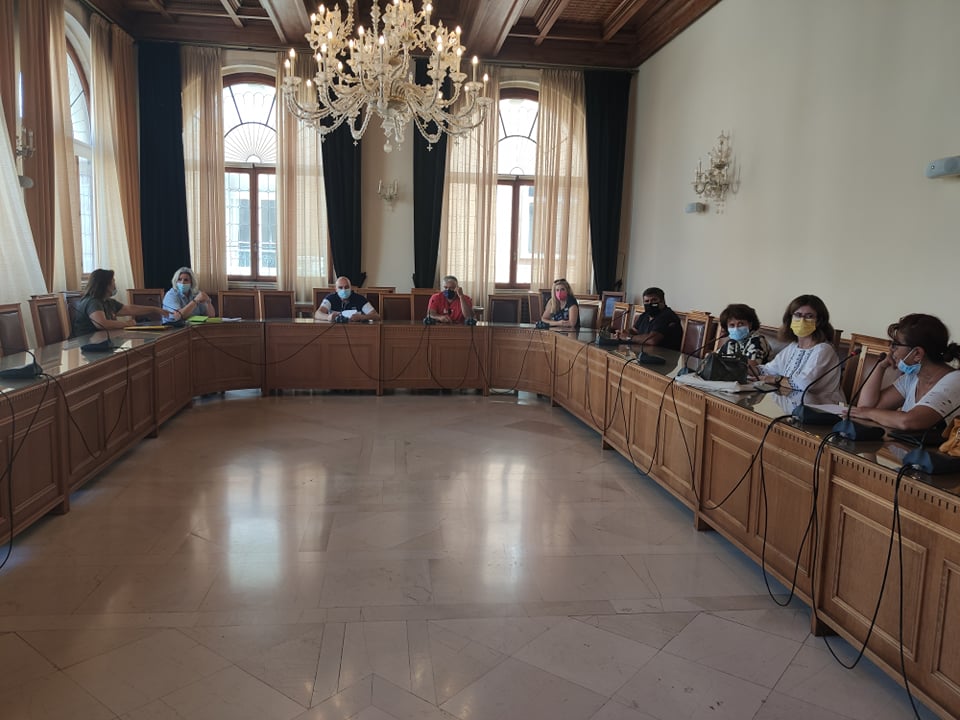 Επιχείρηση καθαρισμού των σπηλιών στην Χρυσοπηγή από τον Δήμο Ηρακλείου
