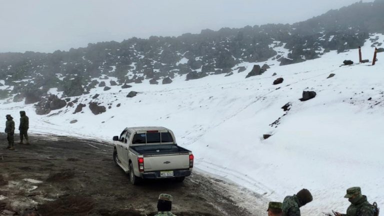 Ισημερινός: Τέσσερις νεκροί από χιονοστιβάδα σε χιονισμένο ηφαίστειο