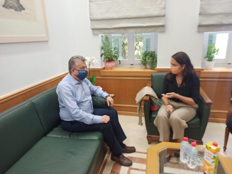 Συνάντηση του Περιφερειάρχη Κρήτης με την Δόμνα Μιχαηλίδου