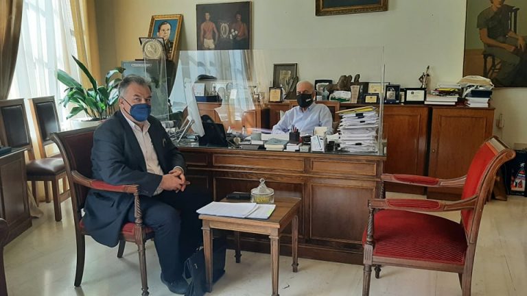 Με τον δήμαρχο Ηρακλείου συναντήθηκε ο Γ. Λογιάδης
