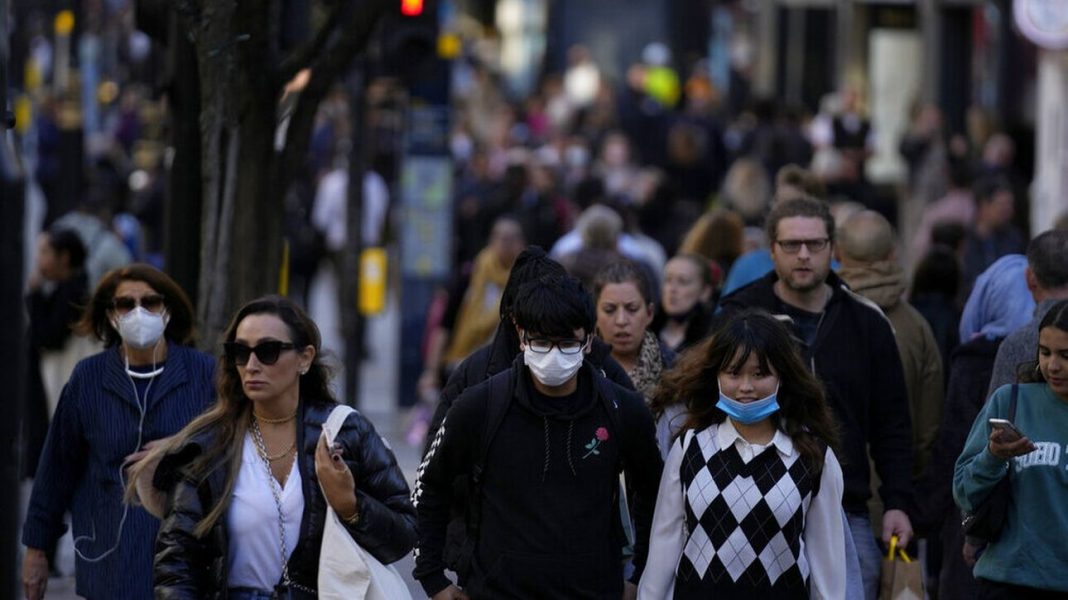 Κορωνοϊός- Βρετανία: Σχεδόν 40.000 κρούσματα και 72 θάνατοι σε ένα 24ωρο