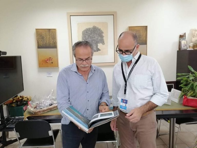 Συνάντηση Δημάρχου Πλατανιά με τον Δήμαρχο Δερύνειας Κύπρου