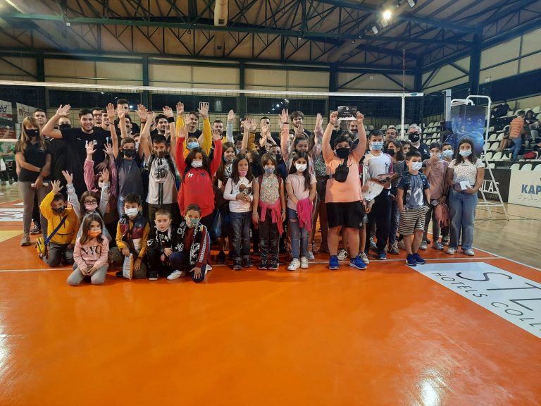 Ηχηρό μήνυμα ανθρωπιάς απο το βόλει του ΟΦΗ στο παιχνίδι με τον ΠΑΟ (ΦΩΤΟΓΡΑΦΙΕΣ+VIDEO)