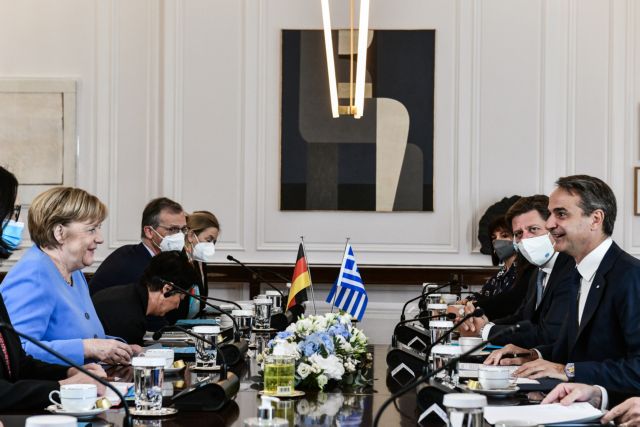 Δείτε ζωντανά τις δηλώσεις Μητσοτάκη – Μέρκελ